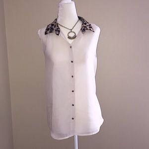 Romeo & Juliet Couture sheer sleeveless top size S